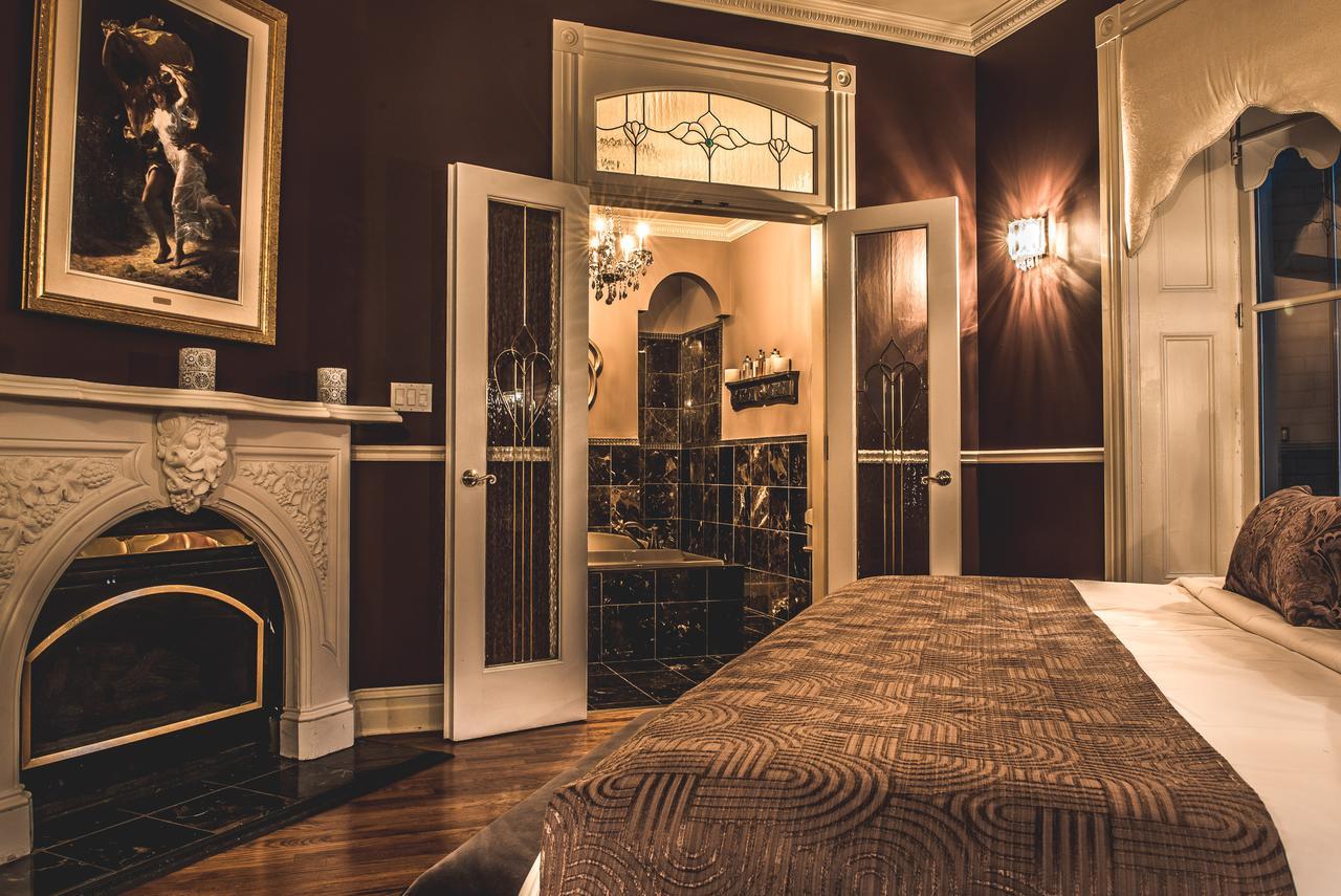 The Grand Hotel Carleton Place Extérieur photo