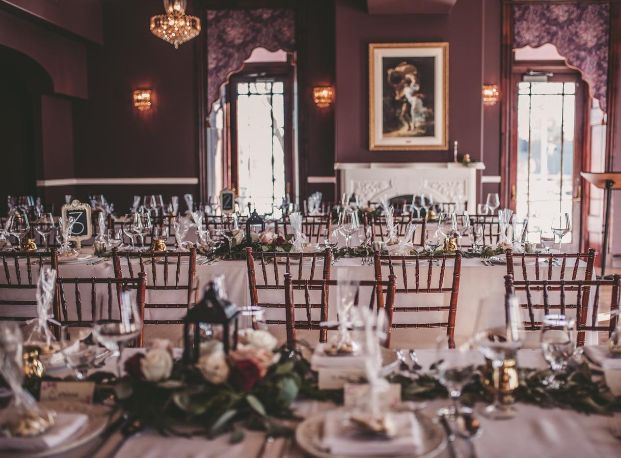 The Grand Hotel Carleton Place Extérieur photo
